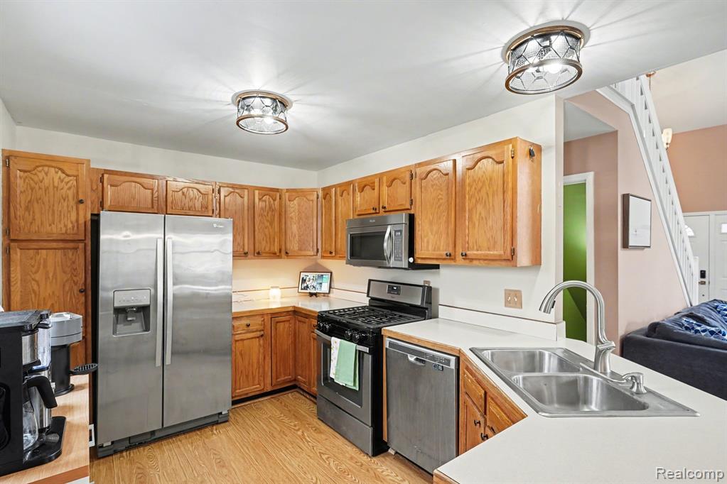 761 Peppermill Circle, Lapeer, MI 48446 — Photo 7