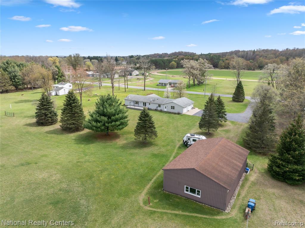 880 West Avenue, Big Rapids, MI 49307 — Photo 23