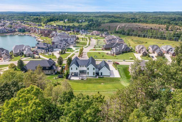 8343 STONEY CREEK Drive, South Lyon, MI 48178 — Photo 62
