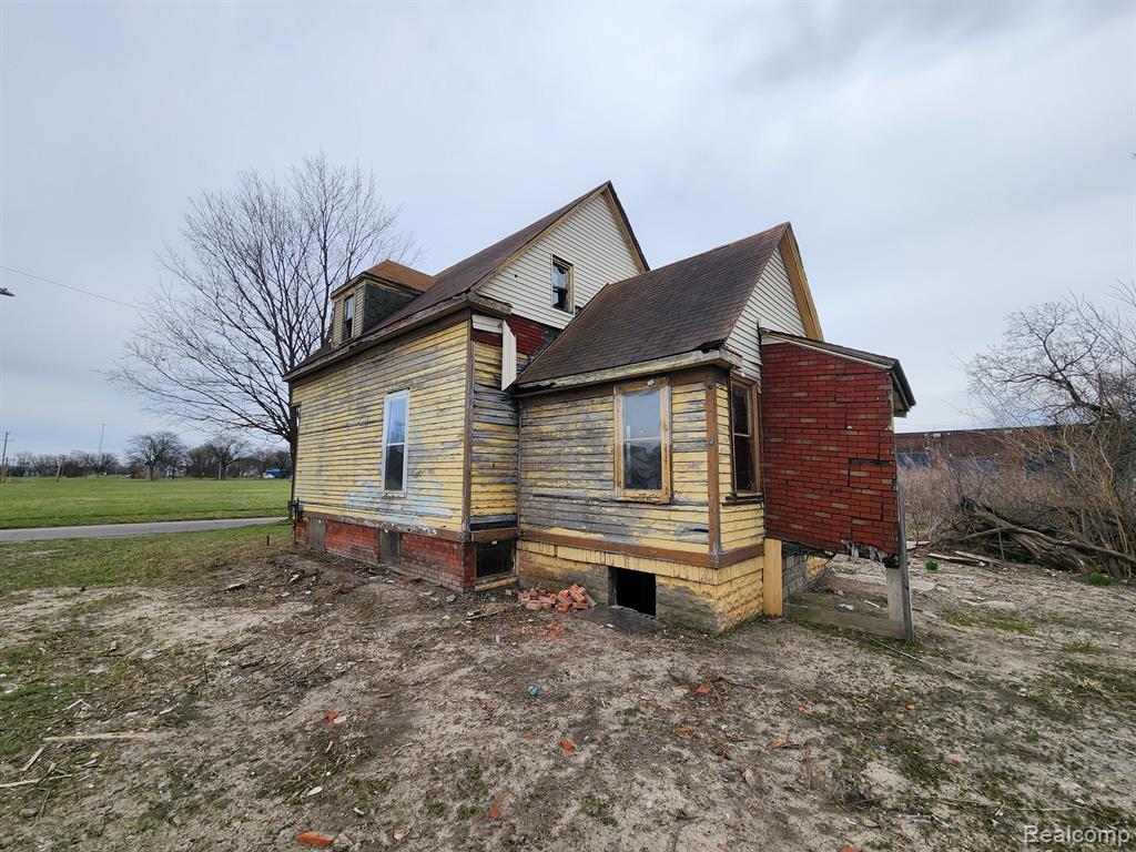 6419 ROOSEVELT Street, Detroit, MI 48208 — Photo 3