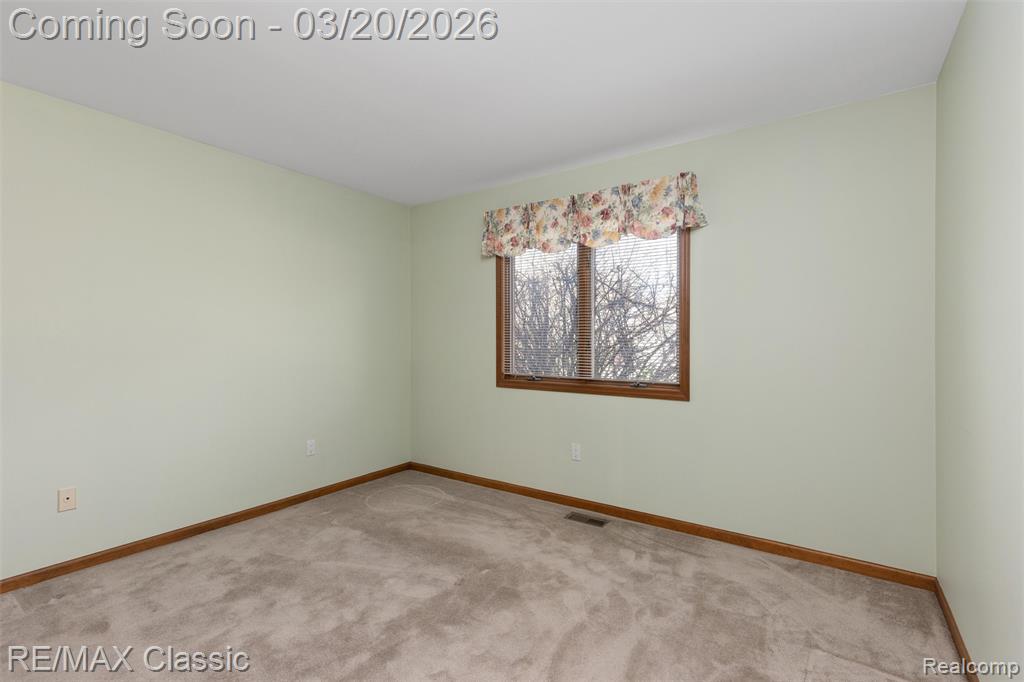 45105 Dunbarton Drive, Novi, MI — Photo 26