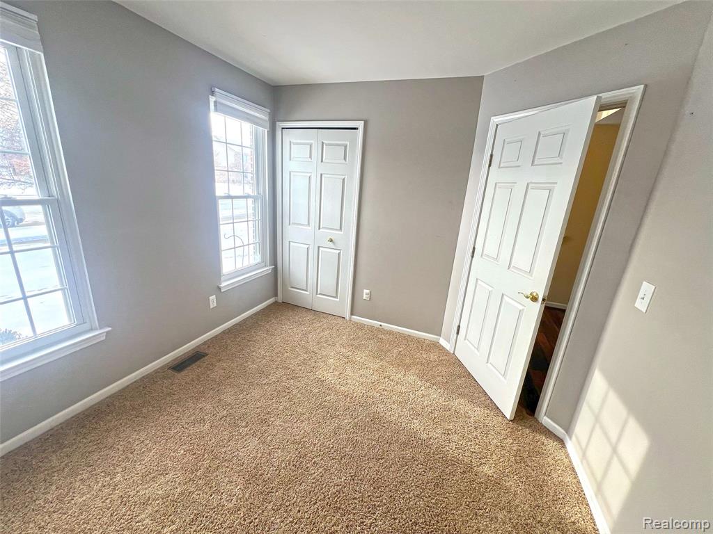 47546 Belmont Drive, Belleville, MI 48111 — Photo 44