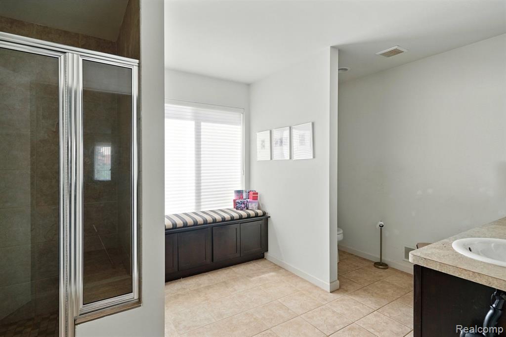 29762 MAGNOLIA Drive, New Hudson, MI 48165 — Photo 14