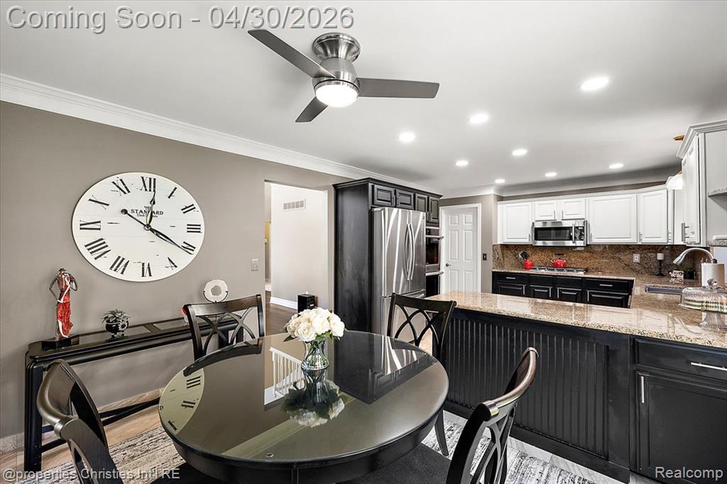 22844 Indianwood Drive, South Lyon, MI 48178 — Photo 32