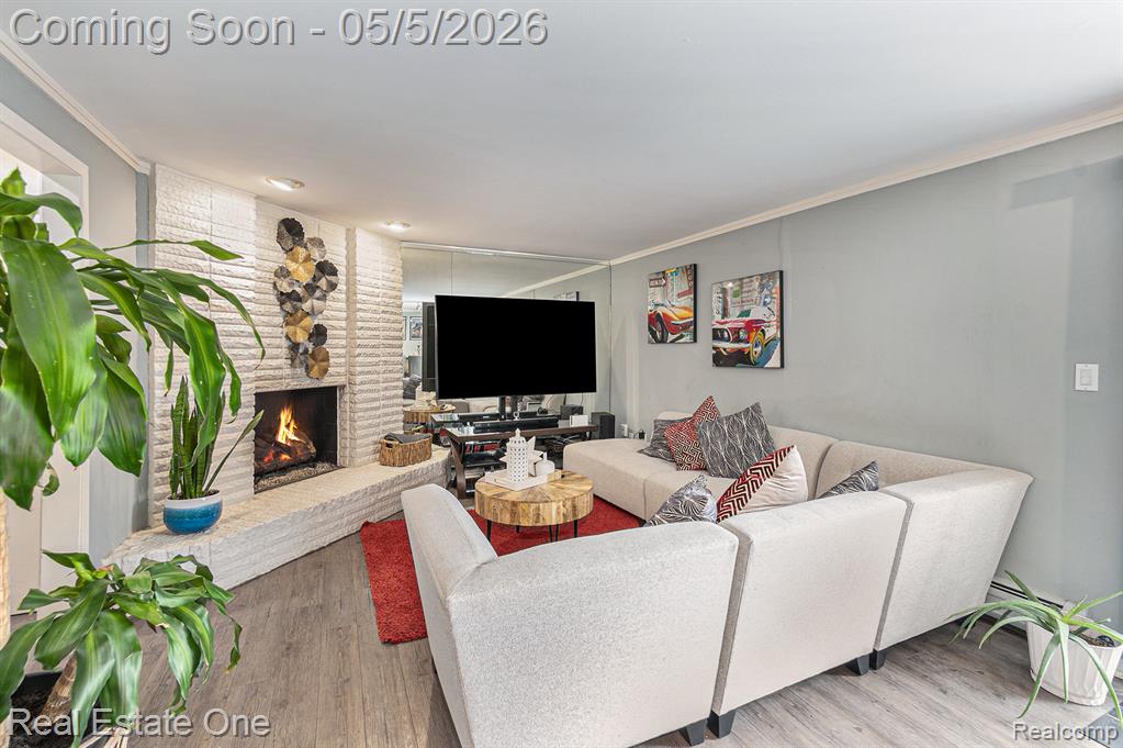 5567 Edinborough, West Bloomfield, MI — Photo 9