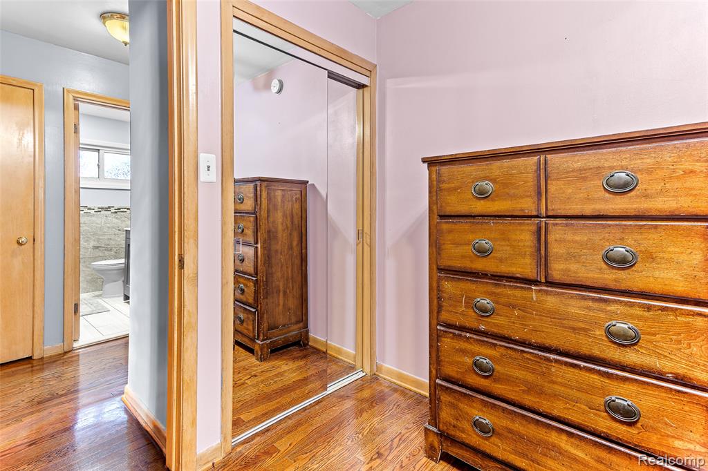 8681 Whitefield Street, Dearborn Heights, MI 48127 — Photo 13