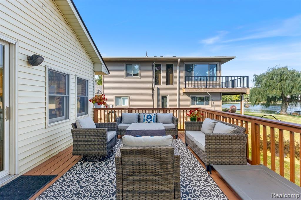 8437 WOODLAND SHORE Drive, Brighton, MI 48114 — Photo 52