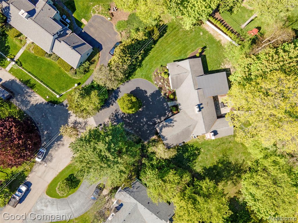 4230 Orchard Way, Bloomfield Hills, MI 48301 — Photo 55