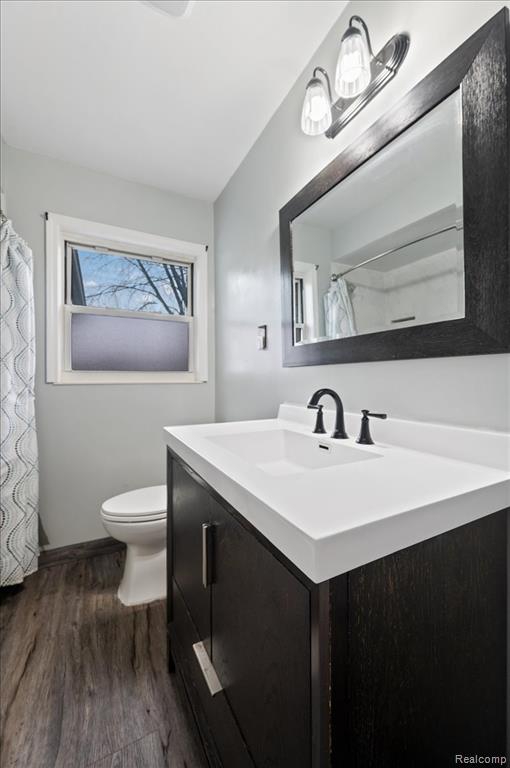 8457 Menge, Center Line, MI 48015 — Photo 13