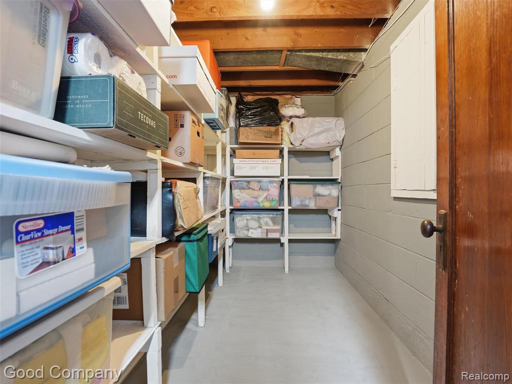 19706 Old Homestead Drive, Harper Woods, MI 48225 — Photo 24