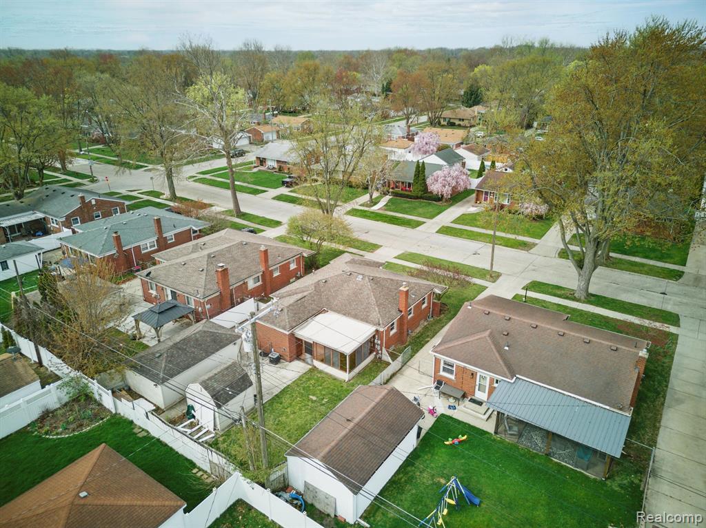 8540 ARNOLD Street, Dearborn Heights, MI 48127 — Photo 41