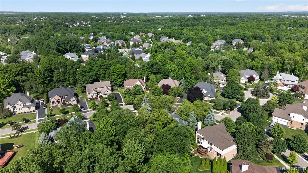 7359 Colchester Lane, West Bloomfield, MI — Photo 65
