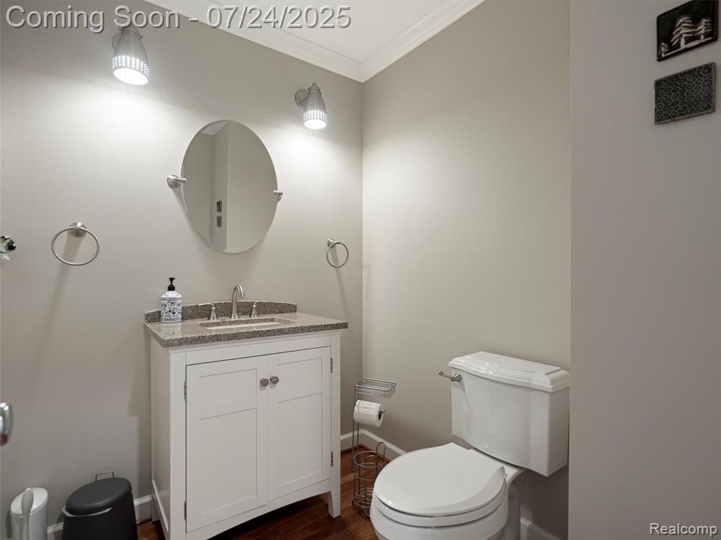 320 James Circle, Royal Oak, MI 48067 — Photo 16