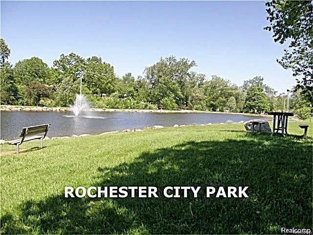 404 WILLOW GROVE Lane, Rochester Hills, MI 48307 — Photo 3