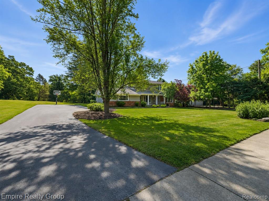 5005 Wing Lake Road, Bloomfield Hills, MI 48302 — Photo 34