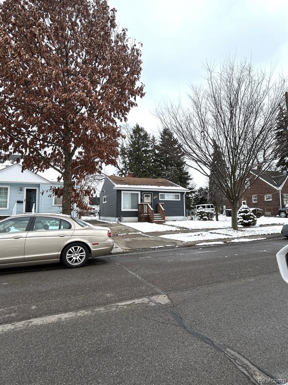 1881 S DEACON Street, Detroit, MI 48217 — Photo 12