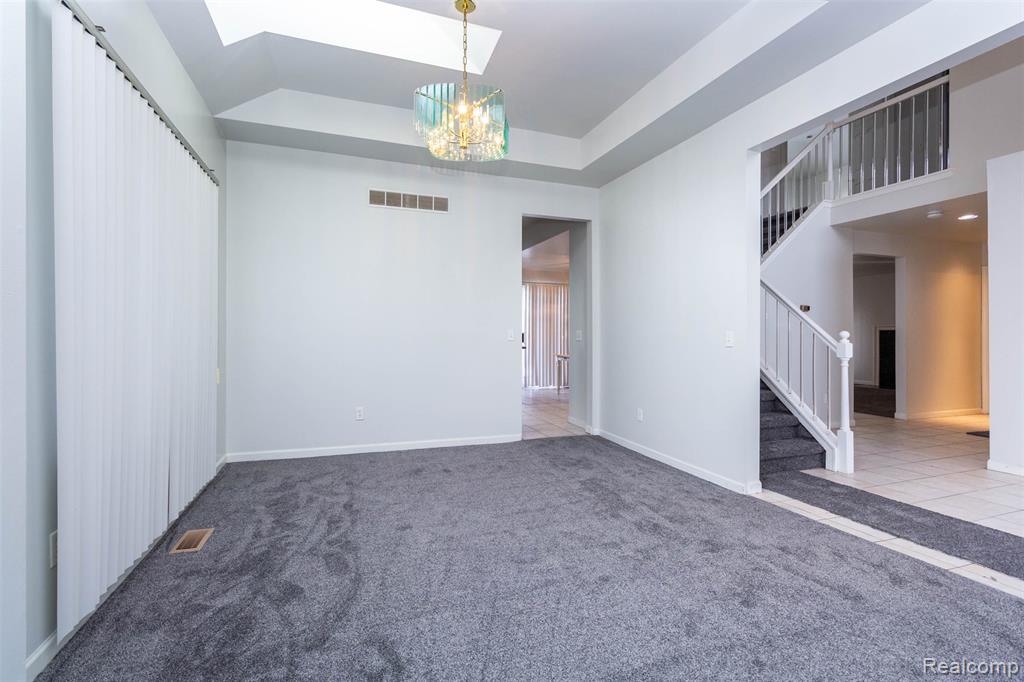 40945 Justin Drive, Sterling Heights, MI 48310 — Photo 9