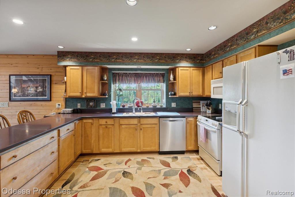 7440 Miller Rd, Whittemore, MI 48770 — Photo 16