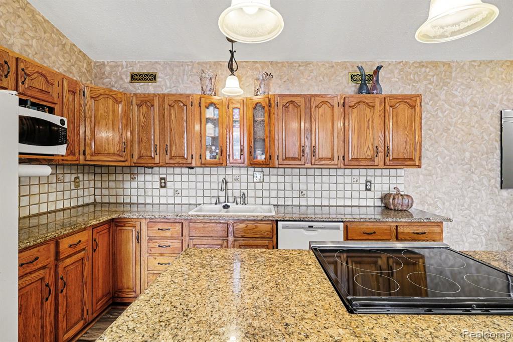 6095 S Sheridan Avenue, Durand, MI 48429 — Photo 11