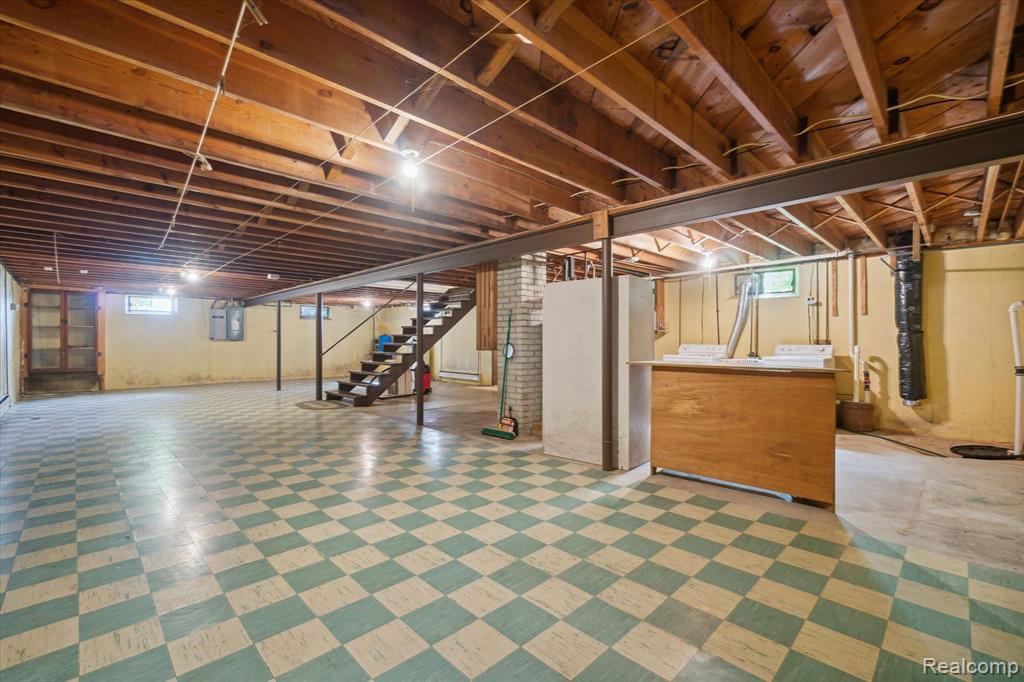 9990 E NEWBURG Road, Durand, MI 48429 — Photo 32