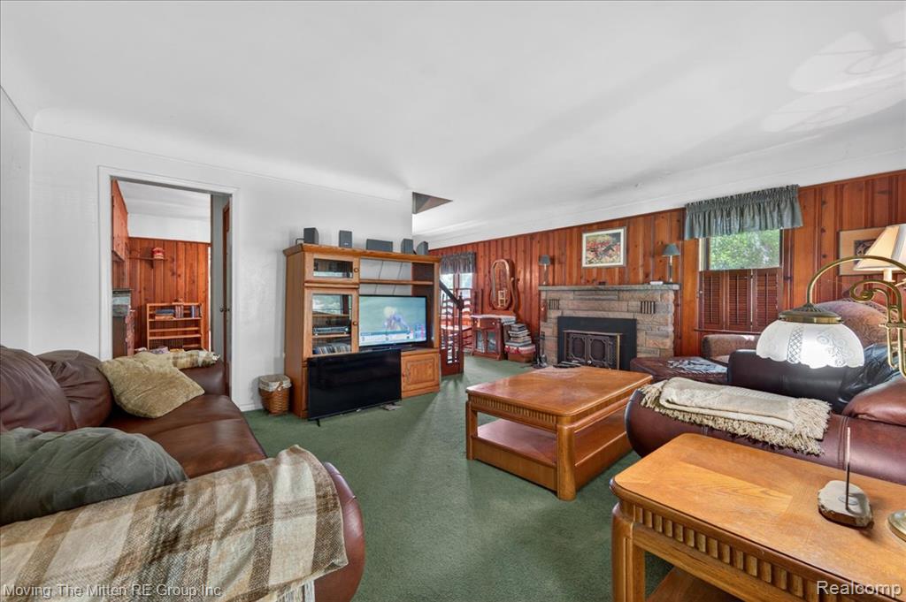 6390 Brookville Road, South Lyon, MI 48178 — Photo 4