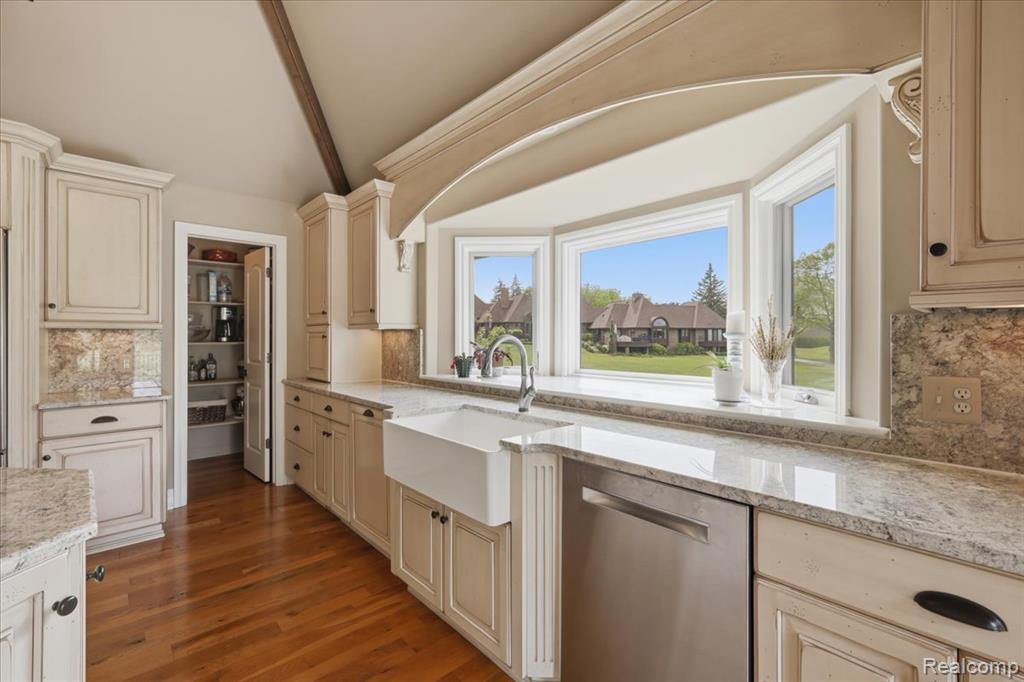 9095 S Saginaw Road, 8, Grand Blanc, MI 48439 — Photo 23