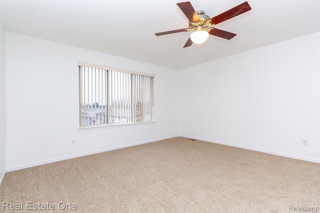 46832 JEWEL, Macomb, MI 48044 — Photo 21