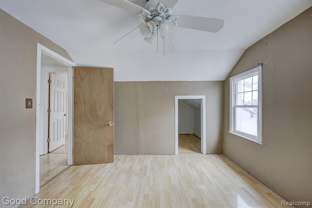 736 E Meyers Avenue, Hazel Park, MI 48030 — Photo 28
