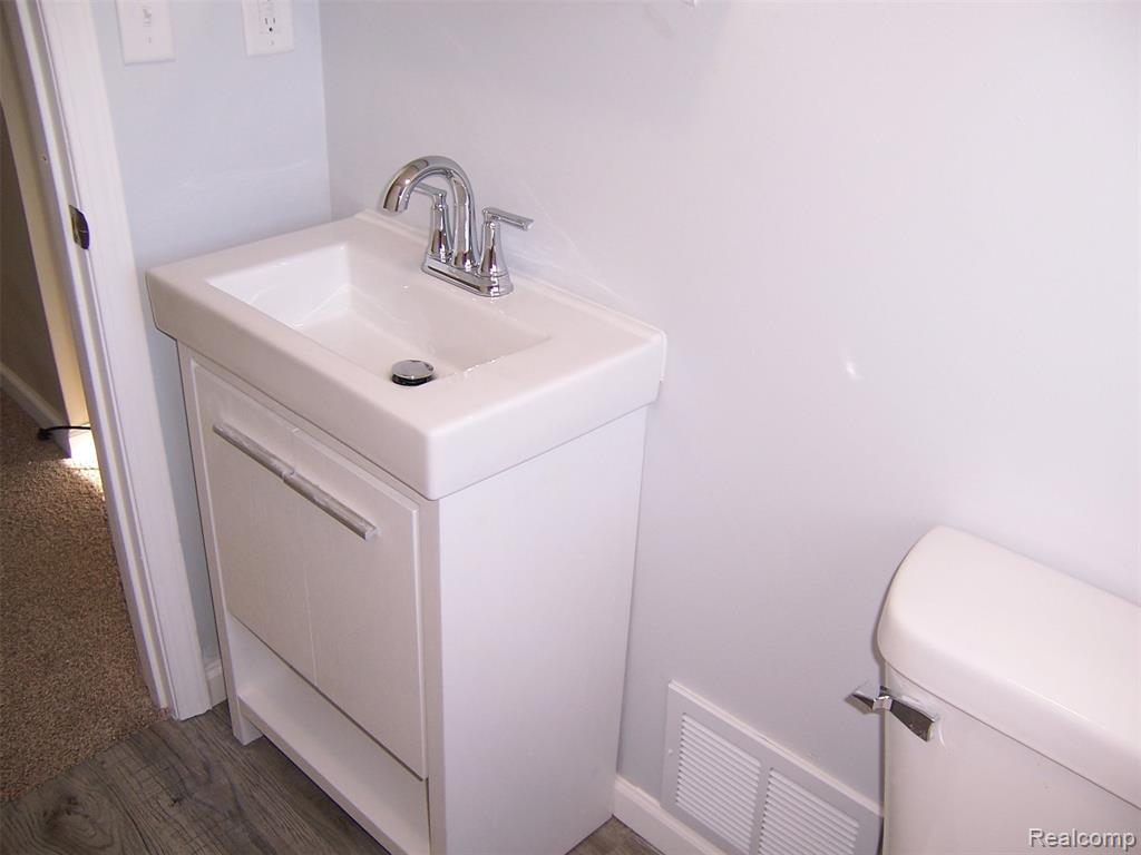 3255 Harrington Road, Port Huron, MI 48060 — Photo 23