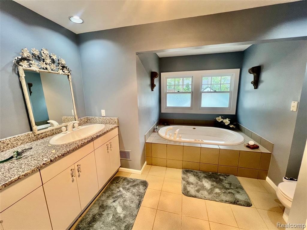 488 Vinewood Avenue, Birmingham, MI 48009 — Photo 24