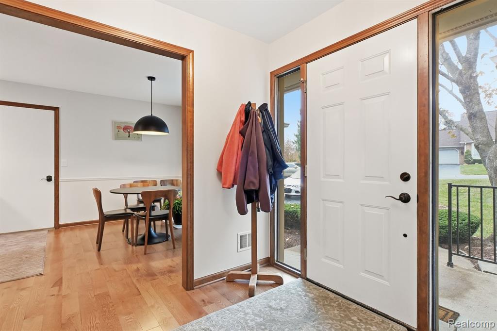 4535 4535 Golf View Dr Drive, 97, Brighton, MI 48116 — Photo 3