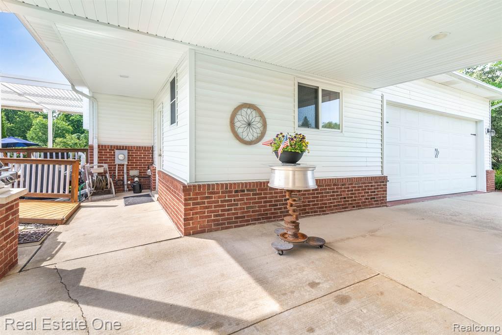 59633 Trena Lane, South Lyon, MI 48178 — Photo 57