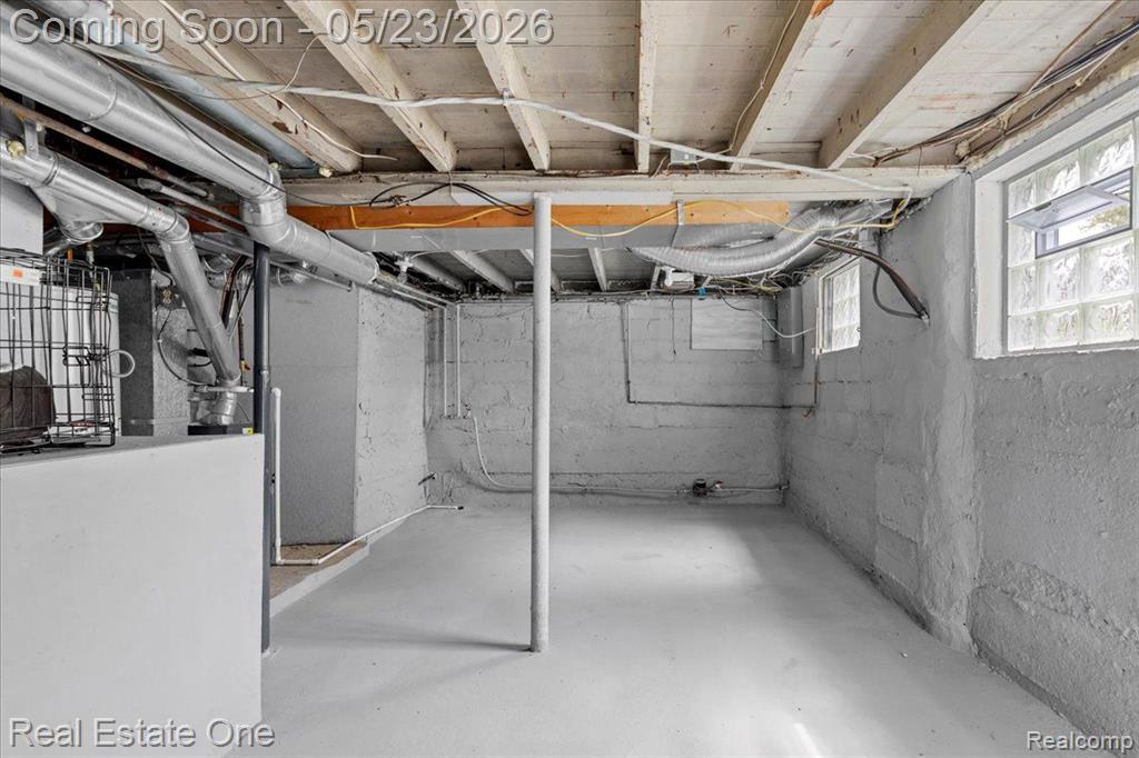 128 S SLATER Street, Lake Orion, MI 48362 — Photo 35