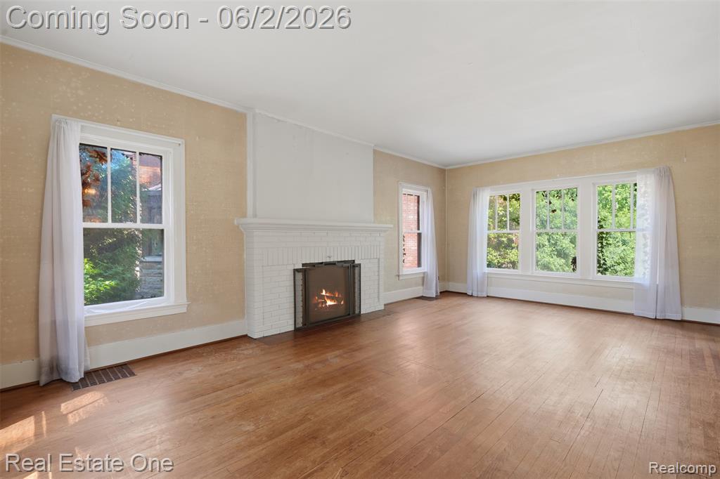 8606 Hendrie Boulevard, Huntington Woods, MI — Photo 8