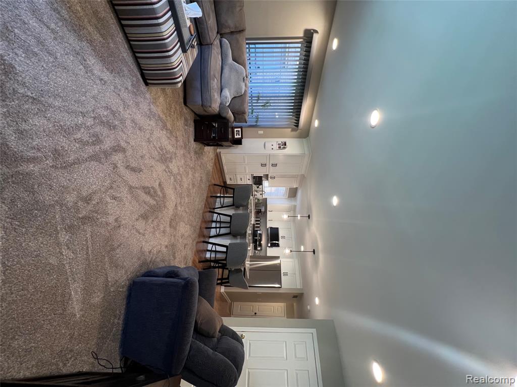 9065 Newport Way, 19, Livonia, MI 48150 — Photo 12