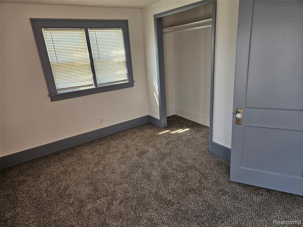 621 W Atherton Road, Flint, MI 48507 — Photo 23