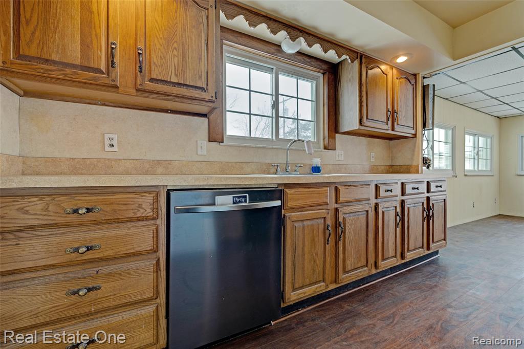 55 Mouton Drive, Orion, MI 48362 — Photo 18
