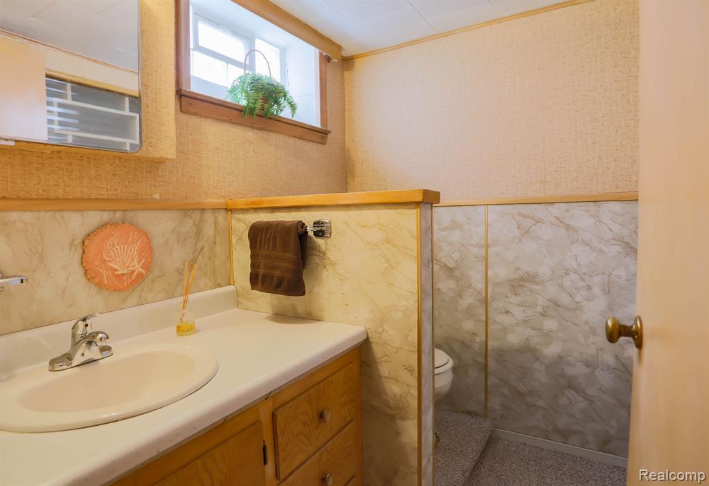 6832 Engleman, Center Line, MI 48015 — Photo 31
