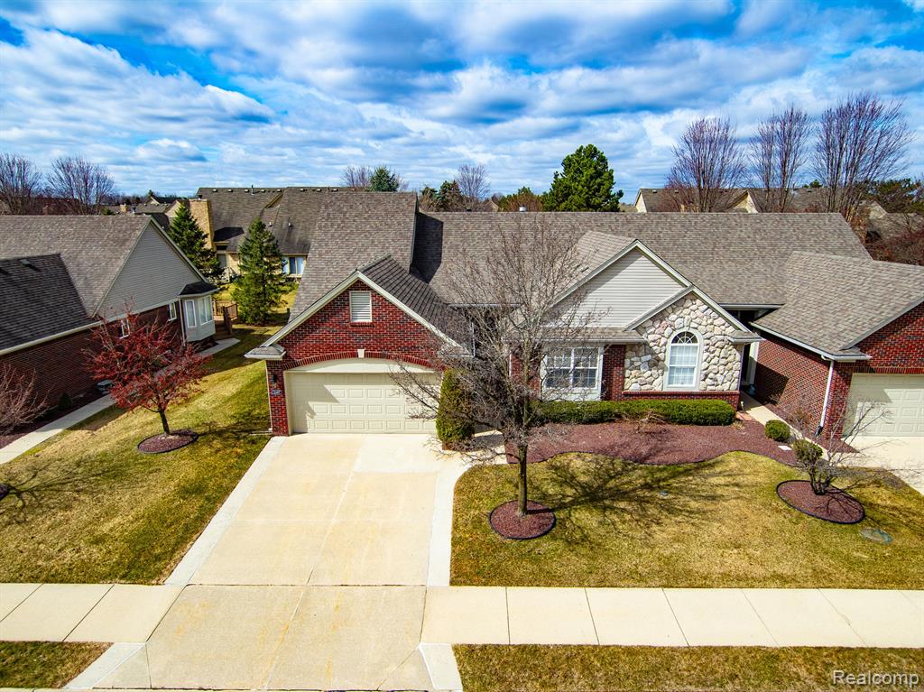 52497 WESTFIELD Drive, Macomb, MI 48042 — Photo 36