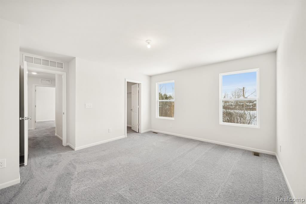 4241 Cedar Lane, Grand Blanc, MI 48439 — Photo 14