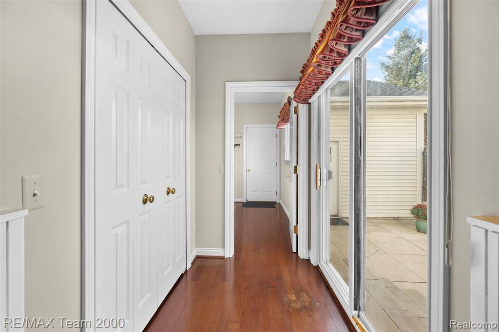 21723 Garrison Street, 23, Dearborn, MI 48124 — Photo 16