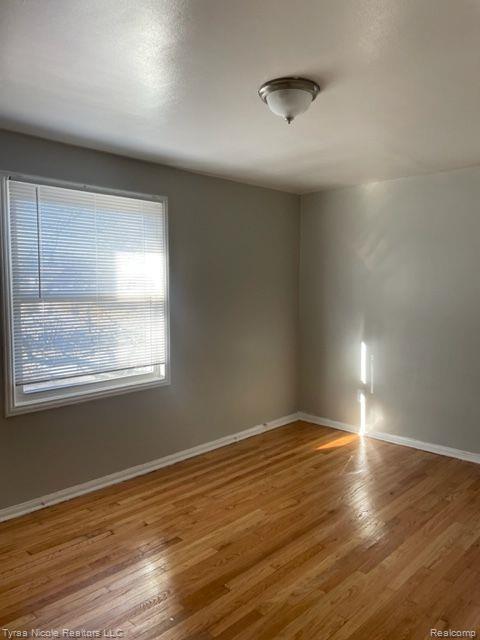 7649-7651 CURTIS Street, Detroit, MI 48221 — Photo 5