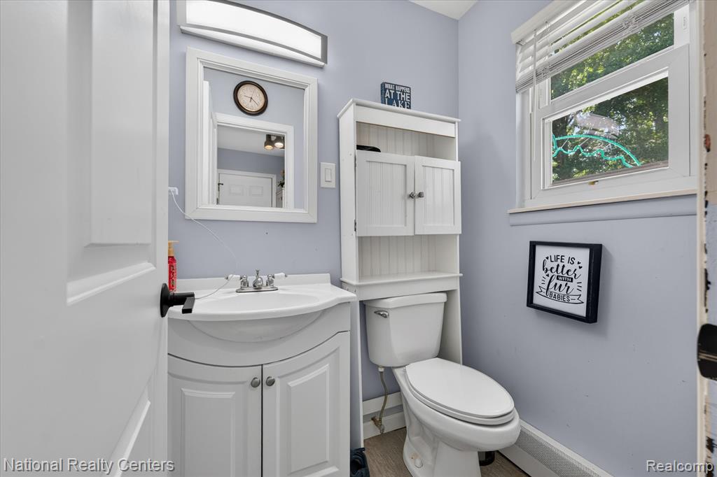 9472 Lakepointe Boulevard, Clay, MI 48001 — Photo 18