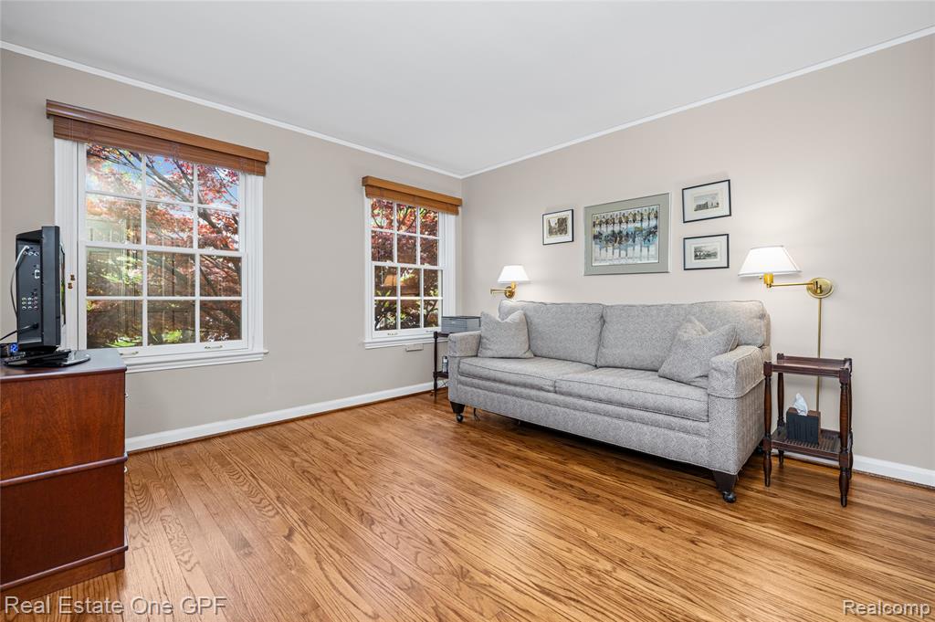 16904 Saint Paul Street, Grosse Pointe, MI 48230 — Photo 27