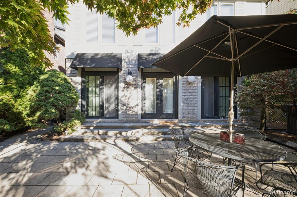 596 Henrietta Street, Birmingham, MI 48009 — Photo 52