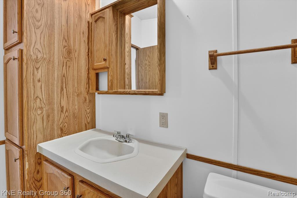 4884 Piersonville Road, Columbiaville, MI 48421 — Photo 13