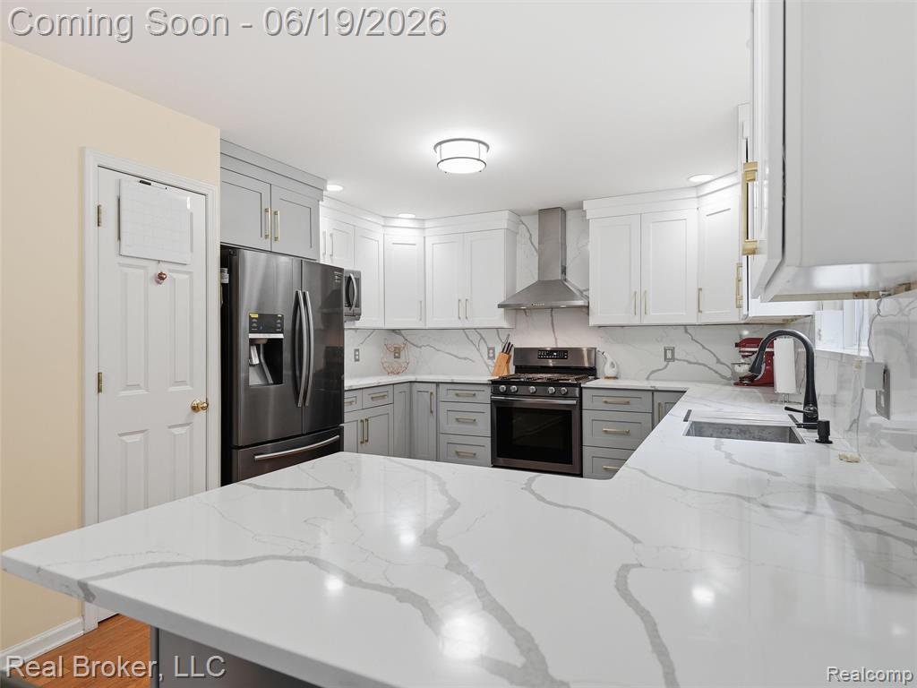 6729 Eckerman Drive, Troy, MI 48085 — Photo 28