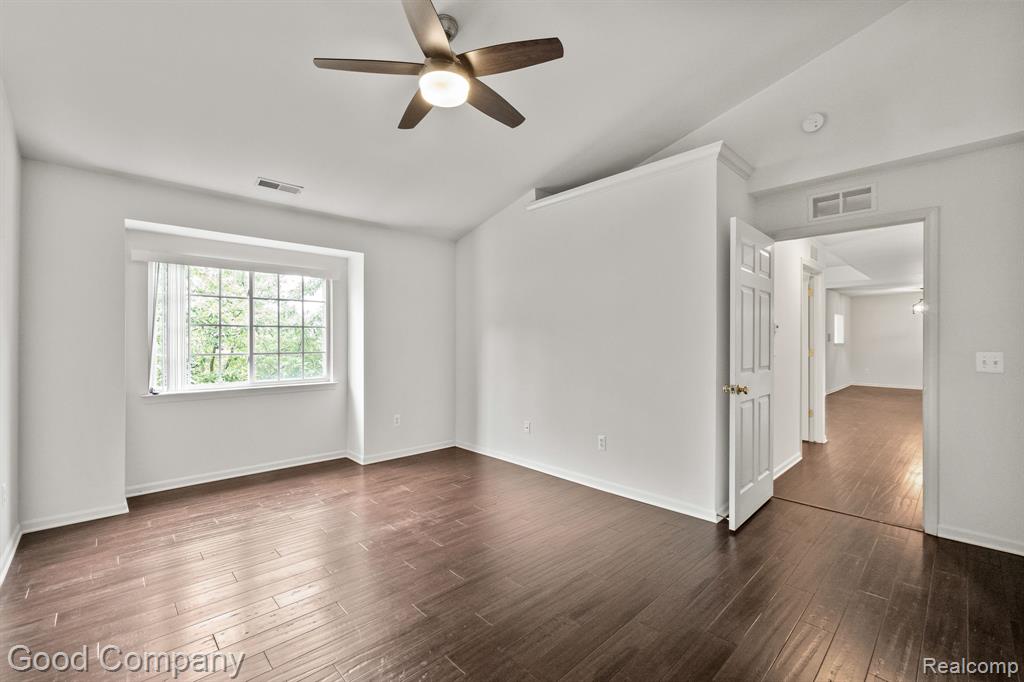 5548 Acorn Lane, Sterling Heights, MI 48314 — Photo 20