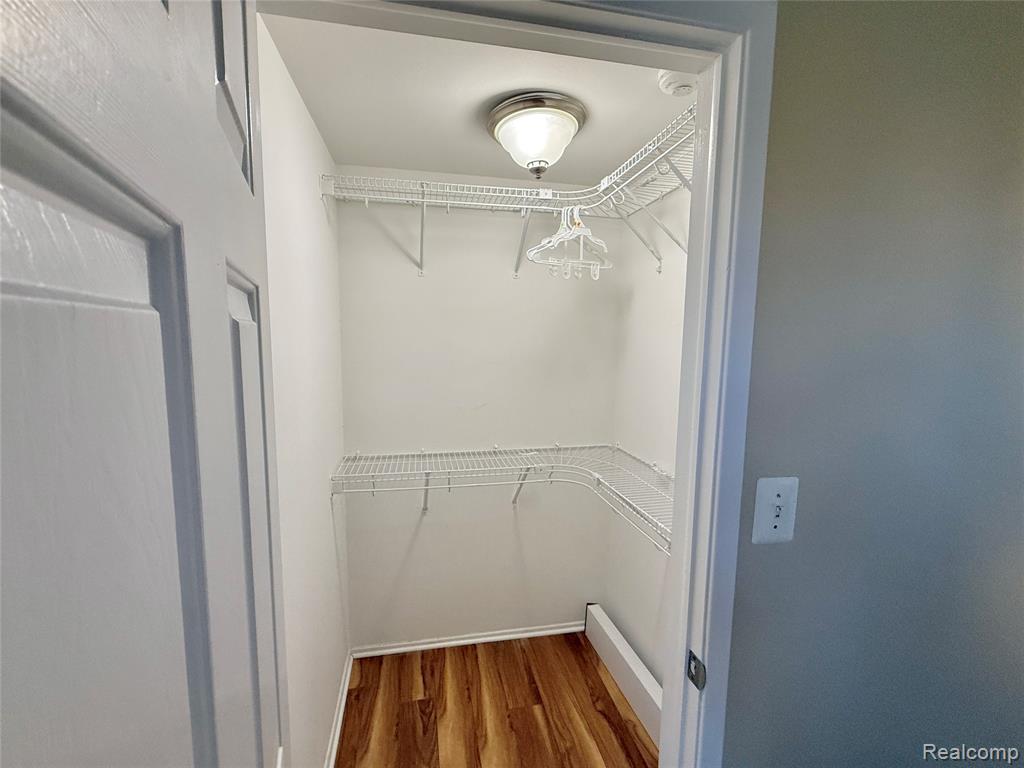 44563 SAVERY Drive, Canton, MI 48187 — Photo 21