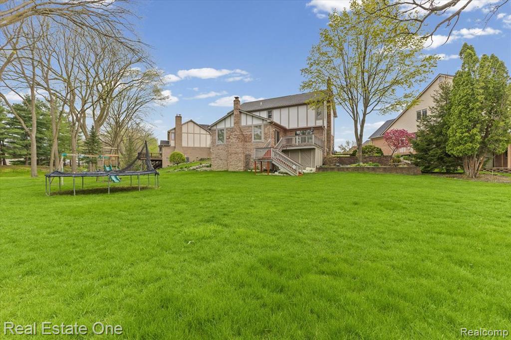 720 Essex Drive, Rochester Hills, MI 48307 — Photo 42